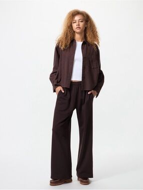 Uniqlo Dark Brown Flannel Boxy Cropped Shirt